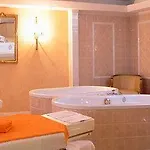 מלון Heine Wellness &
