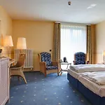 Heine Wellness & 4* הלברשטאדט