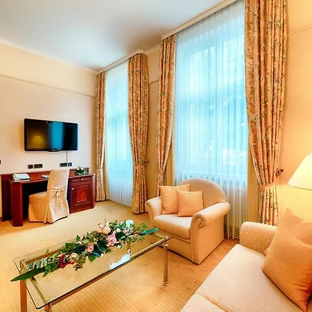 Heine Wellness & Hotel