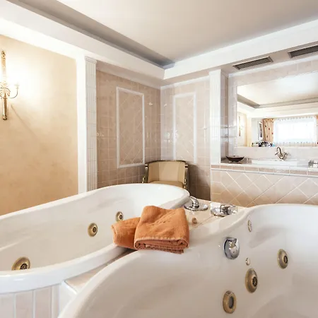 Heine Wellness & 4* Halberstadt