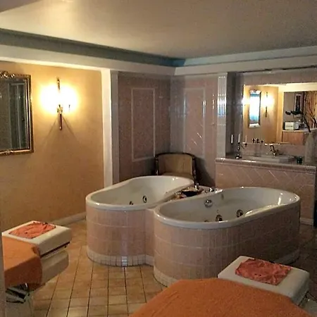 فندق Heine Wellness & هالبيرشتادت