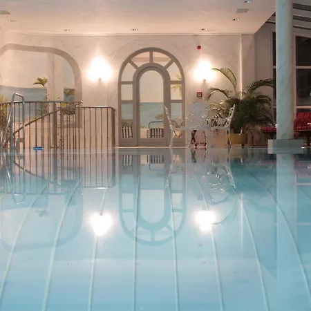 Heine Wellness & 4*