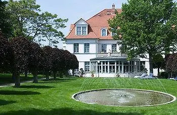 Heine Wellness & 4*