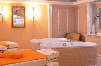 فندق Heine Wellness &
