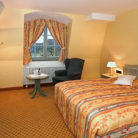 فندق Heine Wellness & 4*